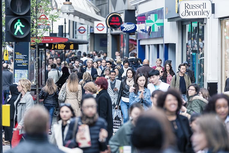 crowd_London